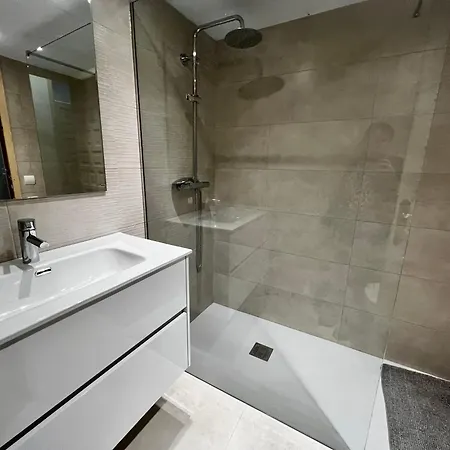 Apartment Catalonia 6-1 *
